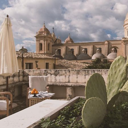 Palazzo Trigona Suites Noto Exterior photo