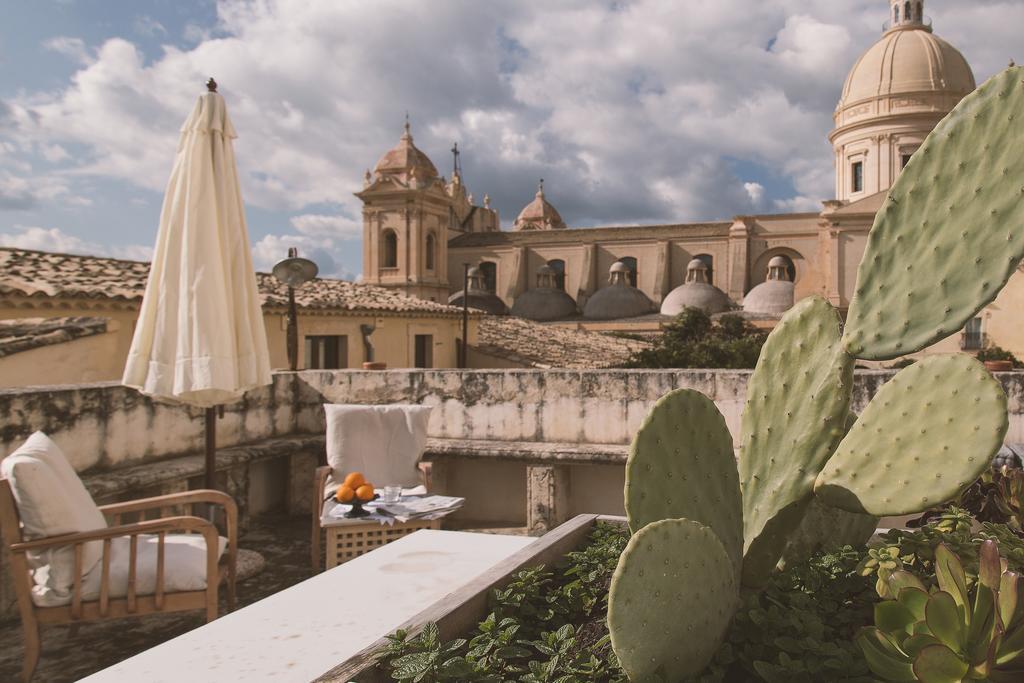Palazzo Trigona Suites Noto Exterior photo